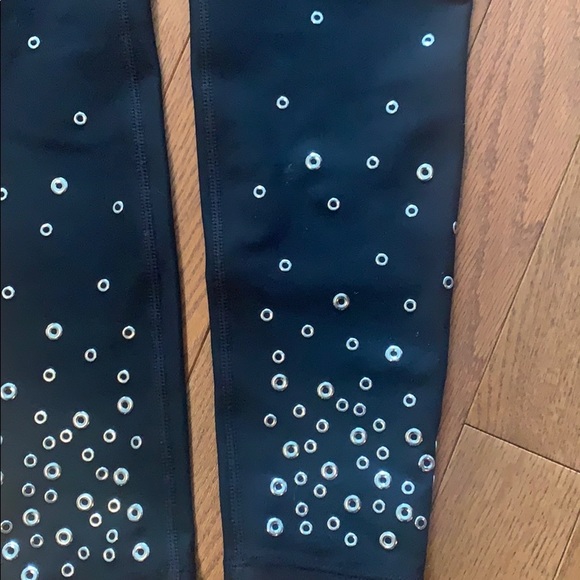 Scatter Grommet Leggings by Soul Cycle - Picture 8 of 8